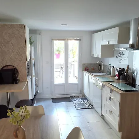 Agréable logis au calme avec jardin entre PARIS et EURODISNEY Rosny-sous-Bois Exterior foto